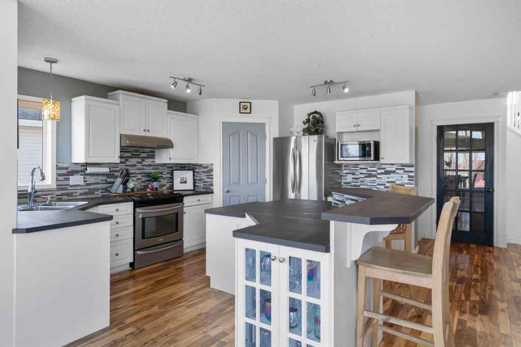 MLS® A2268209 - 28 Hidden Park NW in Hidden Valley Calgary, Residential