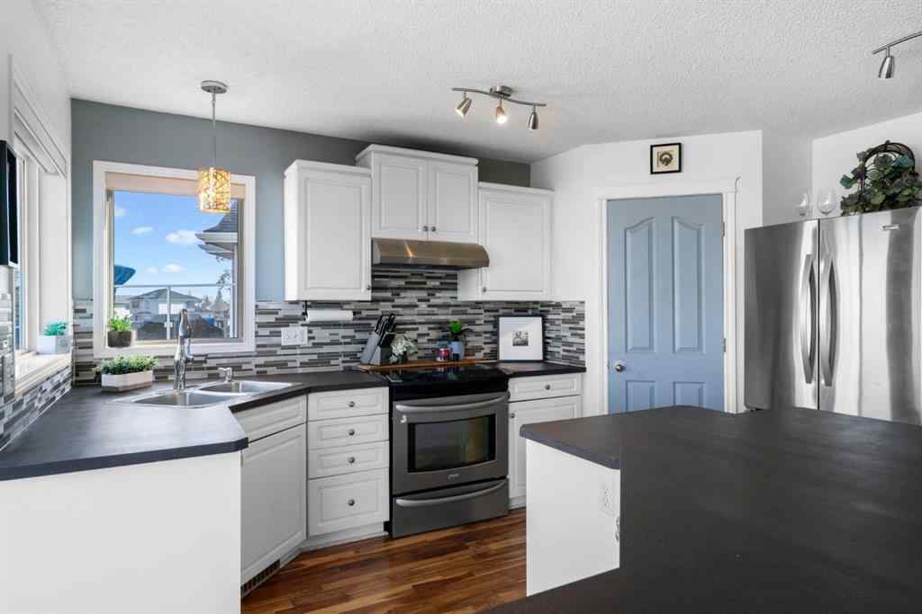 MLS® A2268209 - 28 Hidden Park NW in Hidden Valley Calgary, Residential