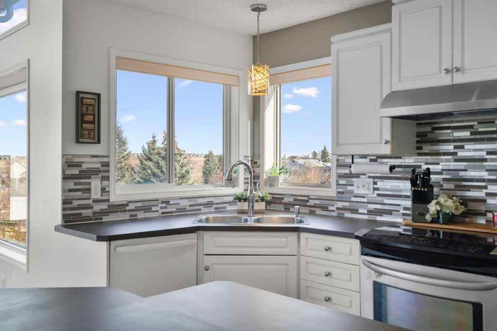 MLS® A2268209 - 28 Hidden Park NW in Hidden Valley Calgary, Residential