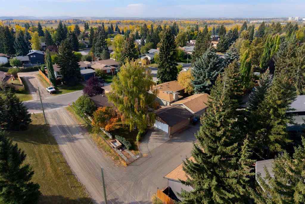 MLS® A2268214 - 136 Parkside Crescent SE in Parkland Calgary, Residential