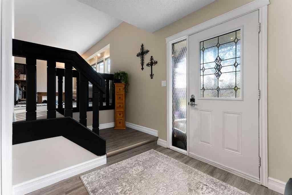 MLS® A2268214 - 136 Parkside Crescent SE in Parkland Calgary, Residential