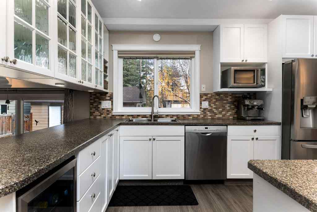 MLS® A2268214 - 136 Parkside Crescent SE in Parkland Calgary, Residential