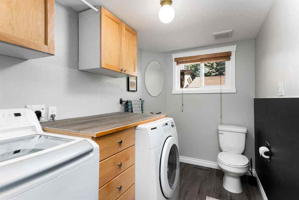 MLS® A2268214 - 136 Parkside Crescent SE in Parkland Calgary, Residential