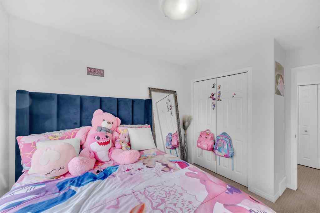 MLS® A2268216 - 533 Savanna Boulevard NE in Saddle Ridge Calgary, Residential