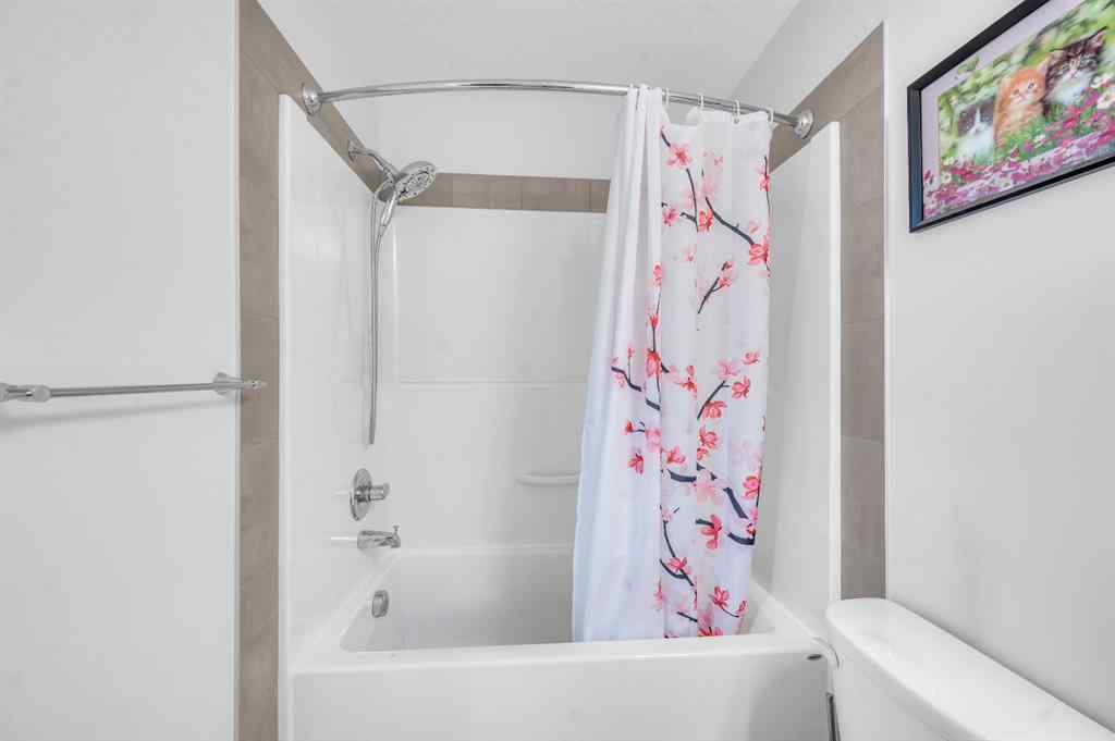 MLS® A2268216 - 533 Savanna Boulevard NE in Saddle Ridge Calgary, Residential