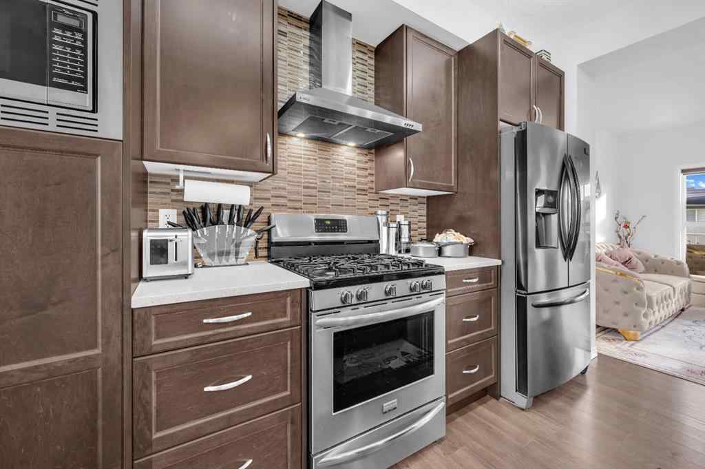 MLS® A2268216 - 533 Savanna Boulevard NE in Saddle Ridge Calgary, Residential