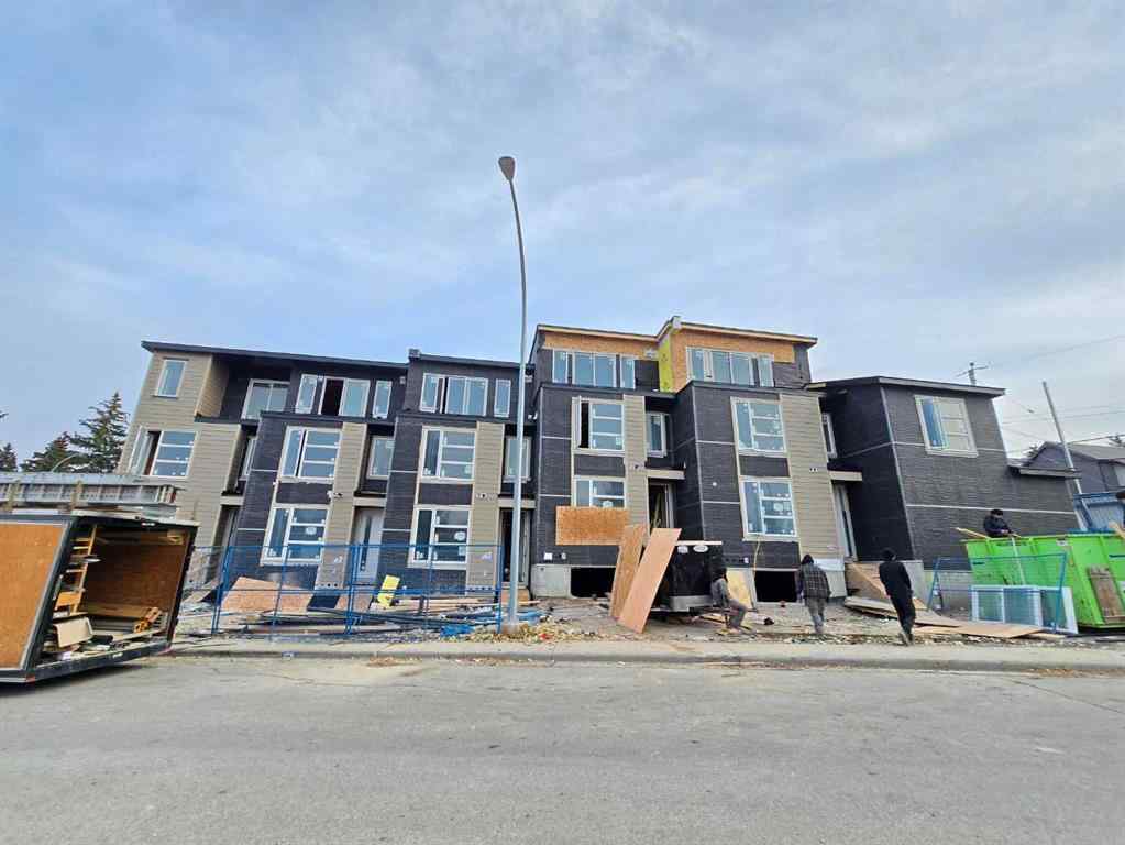 MLS® A2268220 - 4767 Montana Crescent  in Montgomery Calgary, Multi-Family