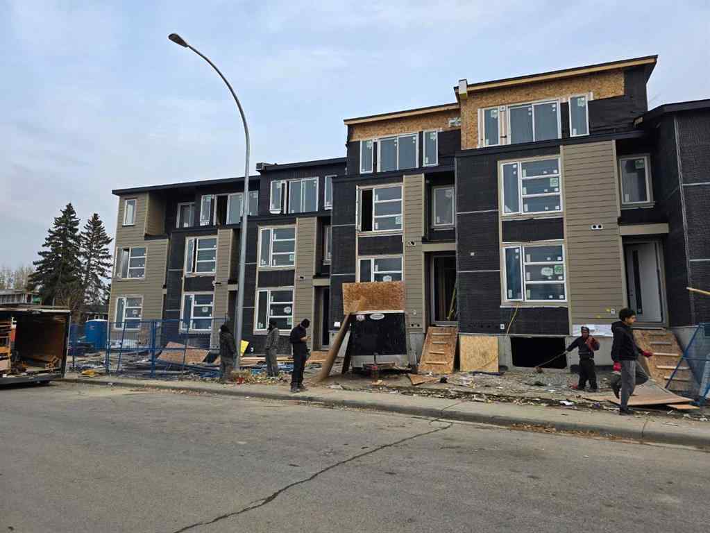 MLS® A2268220 - 4767 Montana Crescent  in Montgomery Calgary, Multi-Family
