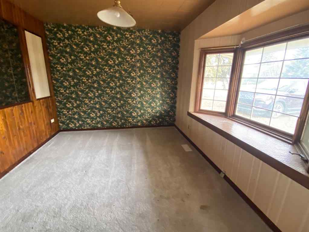 MLS® A2268222 - 663 11 Avenue  in NONE Carstairs, Residential