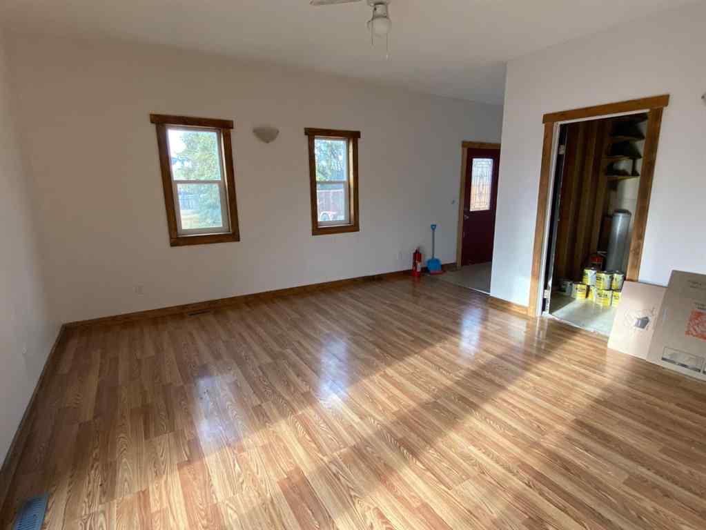 MLS® A2268222 - 663 11 Avenue  in NONE Carstairs, Residential