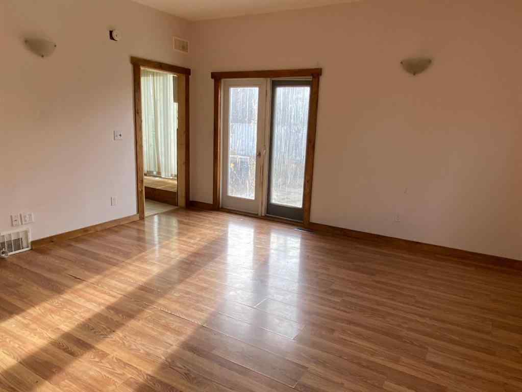 MLS® A2268222 - 663 11 Avenue  in NONE Carstairs, Residential