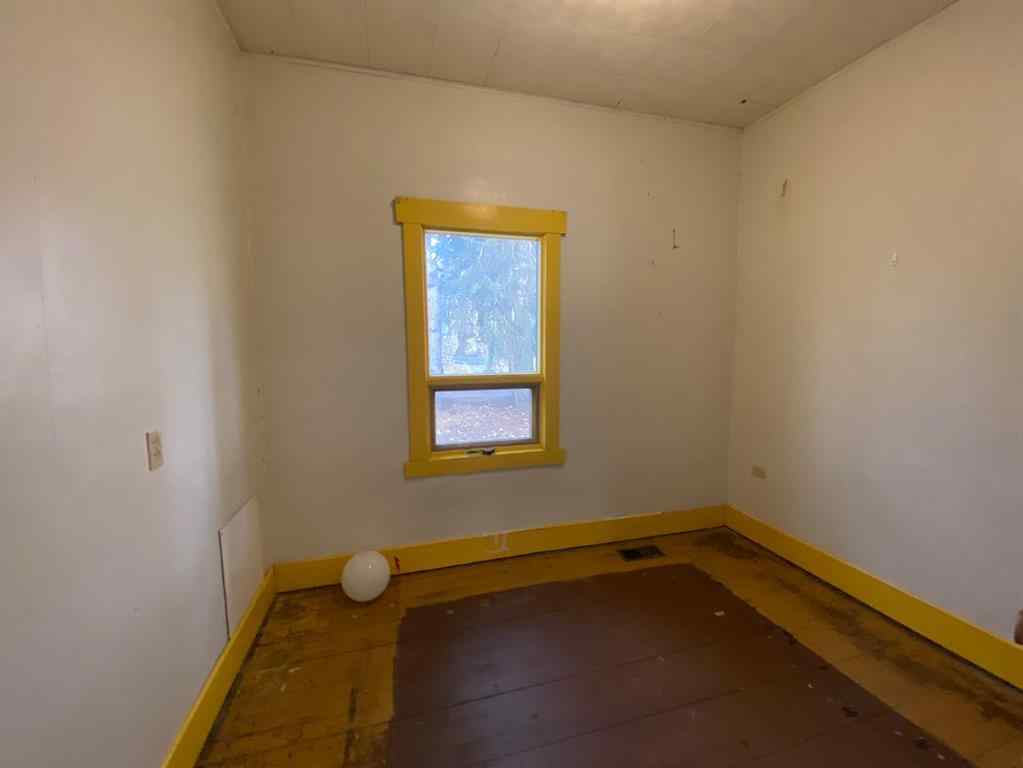MLS® A2268222 - 663 11 Avenue  in NONE Carstairs, Residential