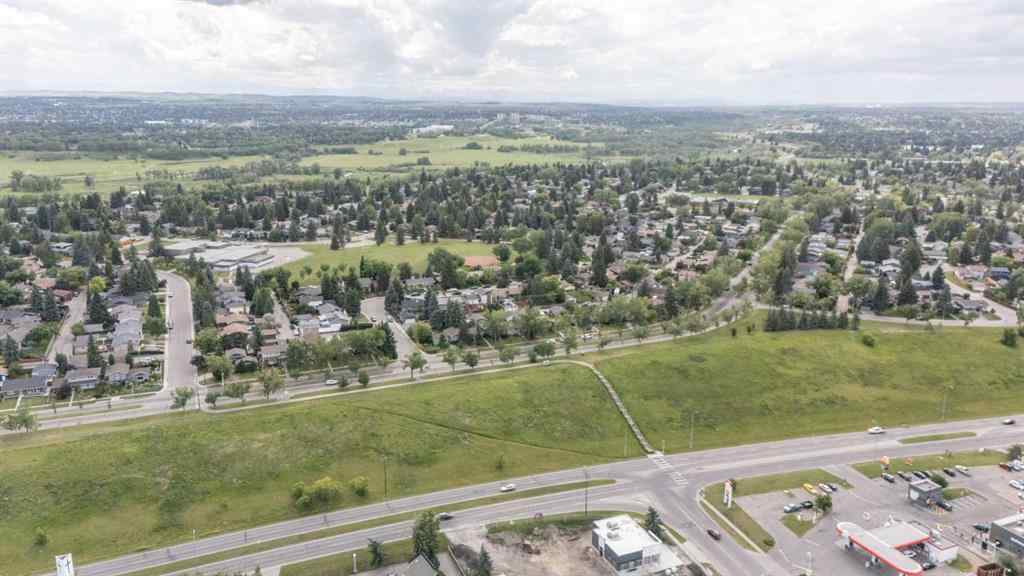 MLS® A2268225 - 105 Deer Ridge Lane SE in Deer Run Calgary, Residential