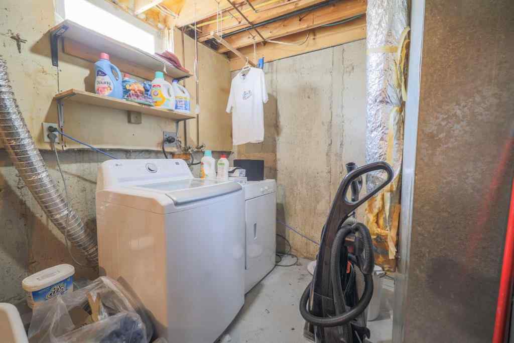 MLS® A2268225 - 105 Deer Ridge Lane SE in Deer Run Calgary, Residential