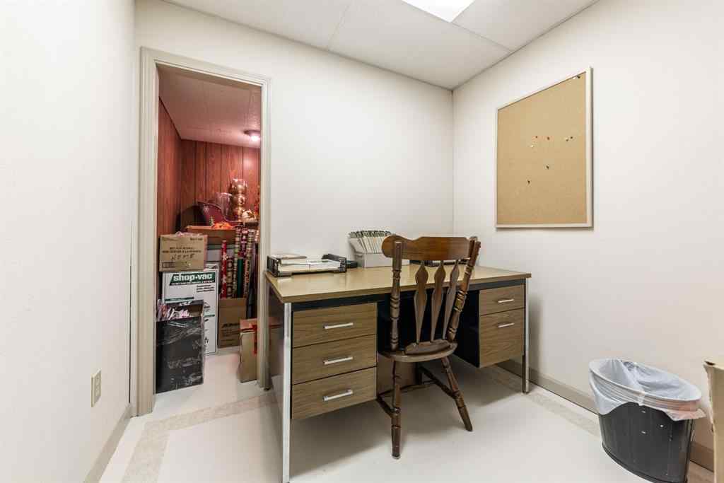 MLS® A2268227 - 3205 58 Avenue  in Steele Heights Lloydminster, Residential