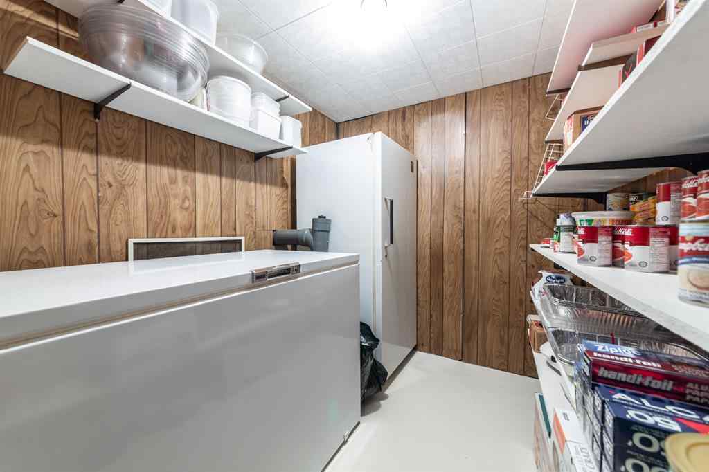 MLS® A2268227 - 3205 58 Avenue  in Steele Heights Lloydminster, Residential