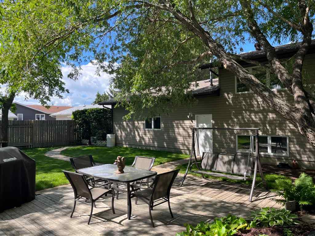 MLS® A2268227 - 3205 58 Avenue  in Steele Heights Lloydminster, Residential