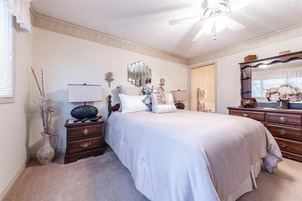 MLS® A2268227 - 3205 58 Avenue  in Steele Heights Lloydminster, Residential