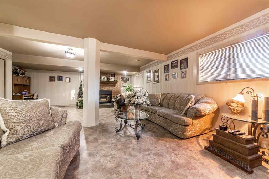 MLS® A2268227 - 3205 58 Avenue  in Steele Heights Lloydminster, Residential