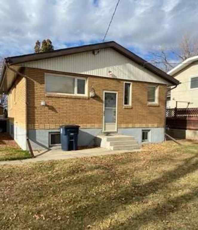MLS® A2268229 - 240 1 Street E in Central Brooks, Residential