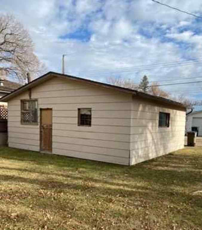 MLS® A2268229 - 240 1 Street E in Central Brooks, Residential
