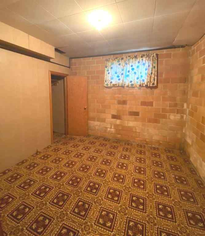 MLS® A2268229 - 240 1 Street E in Central Brooks, Residential