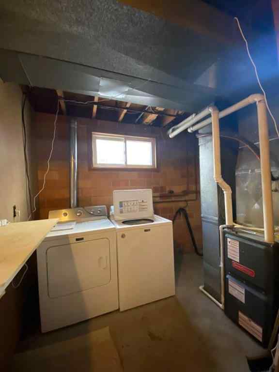 MLS® A2268229 - 240 1 Street E in Central Brooks, Residential