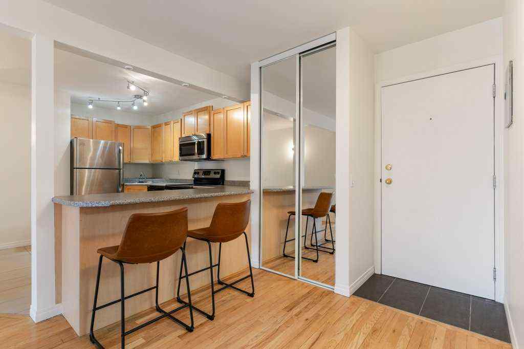 MLS® A2268233 - Unit #10 210 25 Avenue SW in Mission Calgary, Residential