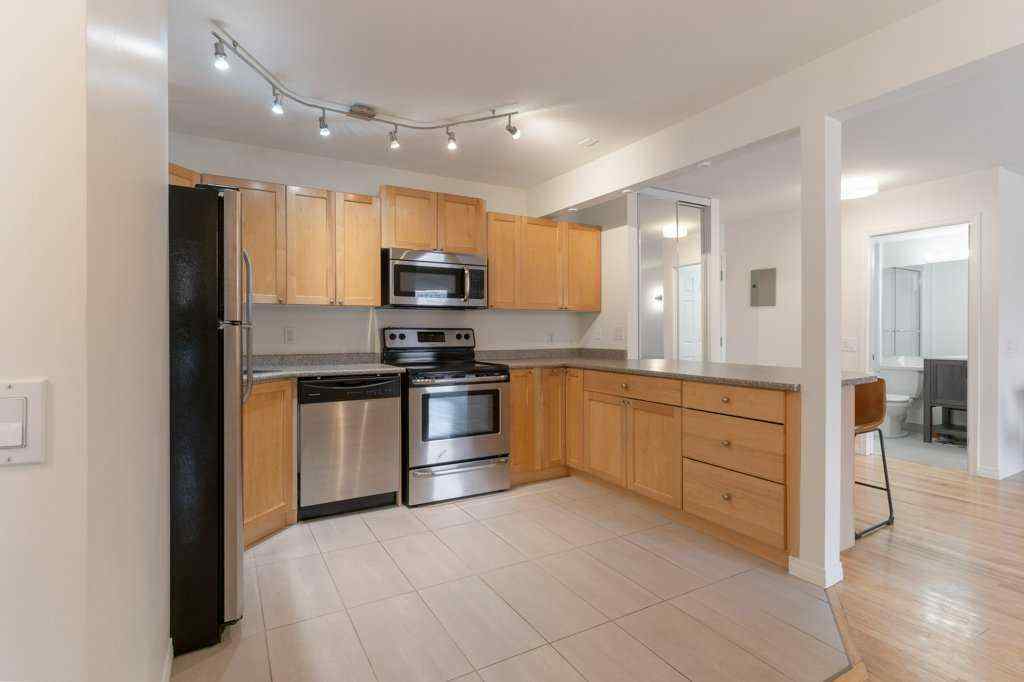 MLS® A2268233 - Unit #10 210 25 Avenue SW in Mission Calgary, Residential