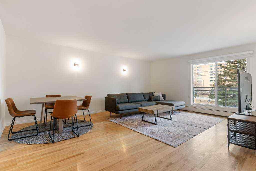 MLS® A2268233 - Unit #10 210 25 Avenue SW in Mission Calgary, Residential