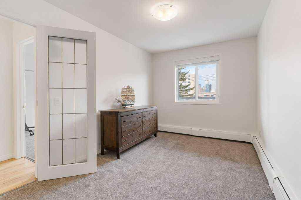 MLS® A2268233 - Unit #10 210 25 Avenue SW in Mission Calgary, Residential