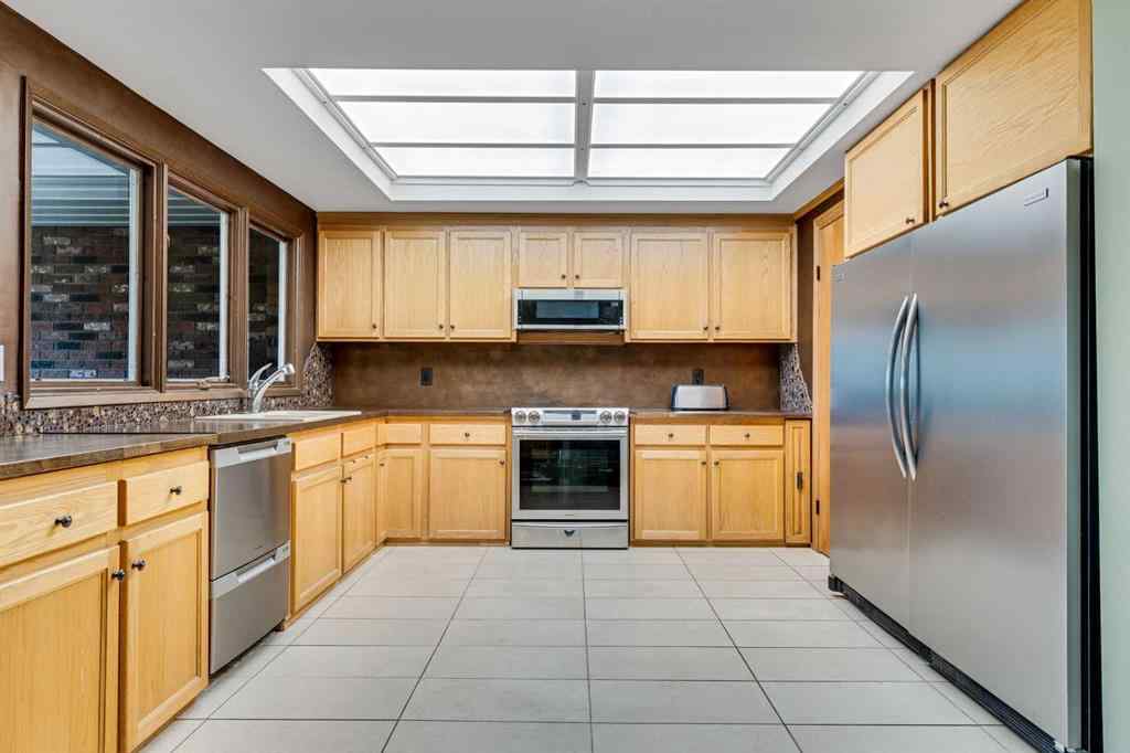 MLS® A2268236 - 24157 Meadow Drive  in Bearspaw_Calg Rural Rocky View County, Residential