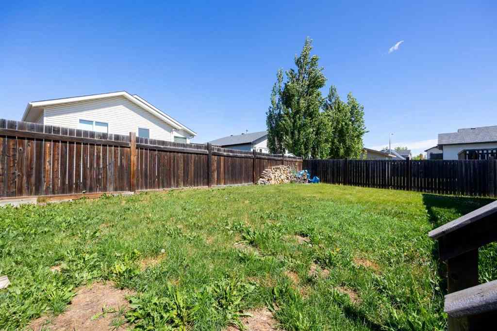 MLS® A2268238 - 110 Lanauze Street  in Timberlea Fort McMurray, Residential