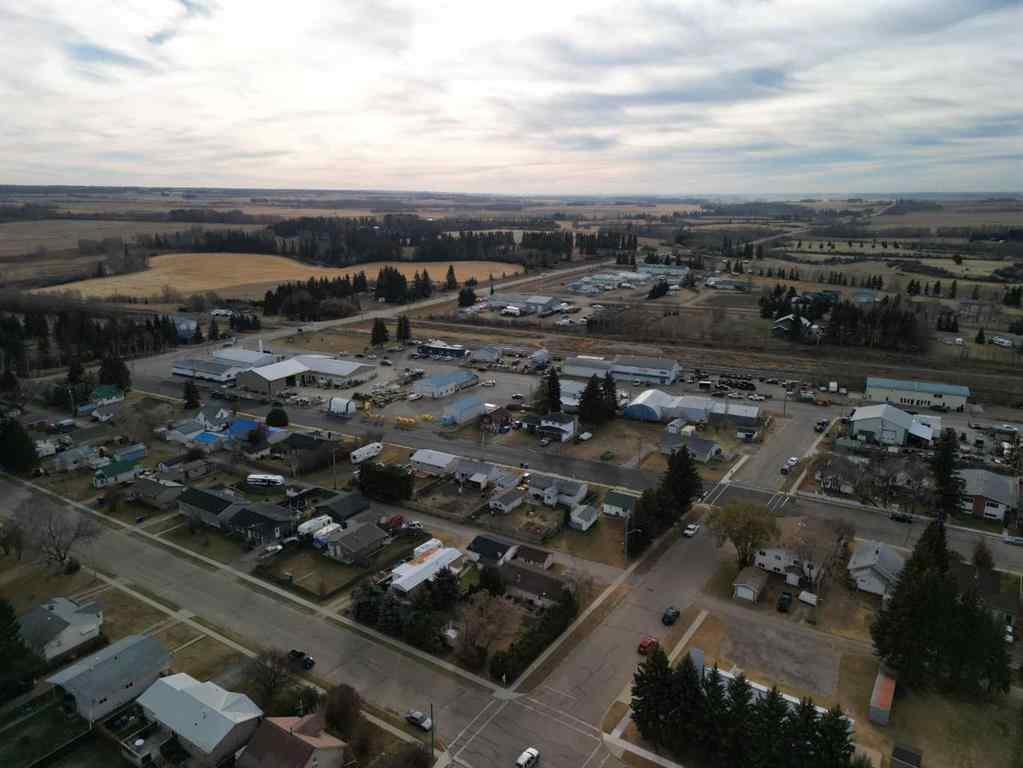 MLS® A2268245 - 4847 52 Avenue  in NONE Eckville, Residential