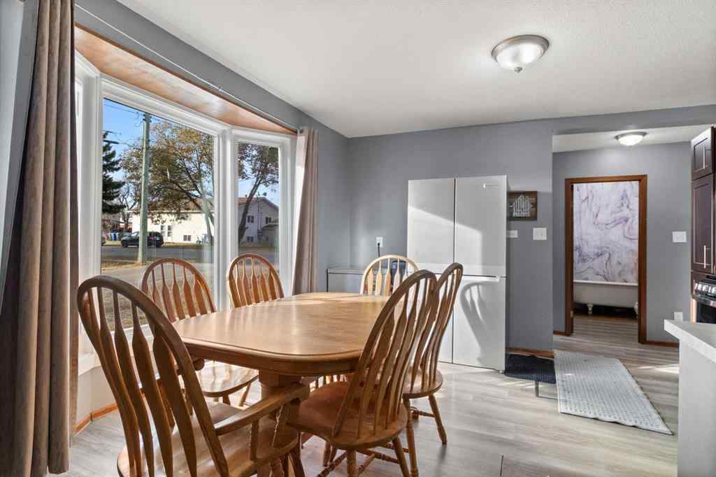 MLS® A2268245 - 4847 52 Avenue  in NONE Eckville, Residential