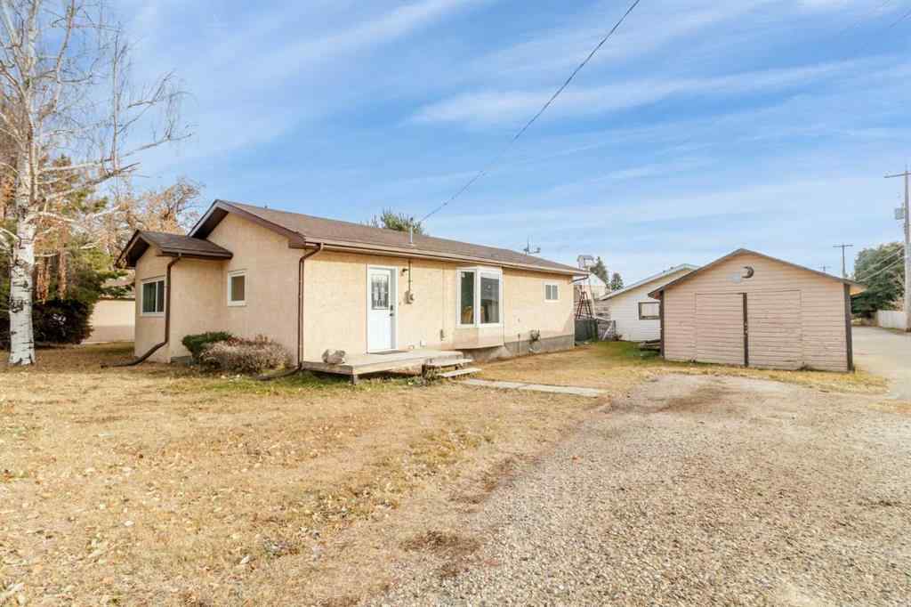 MLS® A2268245 - 4847 52 Avenue  in NONE Eckville, Residential