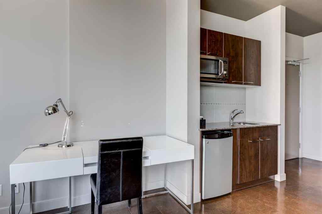 MLS® A2268248 - Unit #501 220 12 Avenue SE in Beltline Calgary, Residential