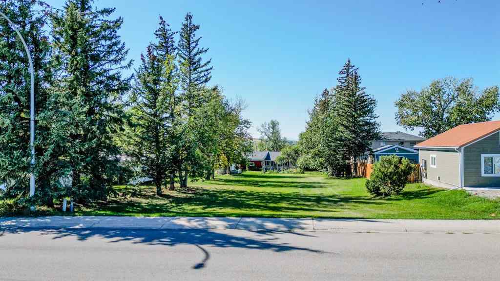 MLS&reg; # A2268249 - 731 2 Street E in NONE Cardston, Land Open Houses