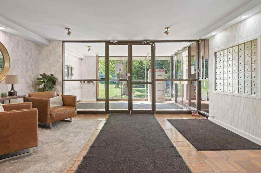 MLS® A2268255 - Unit #708 3204 Rideau Place SW in Rideau Park Calgary, Residential