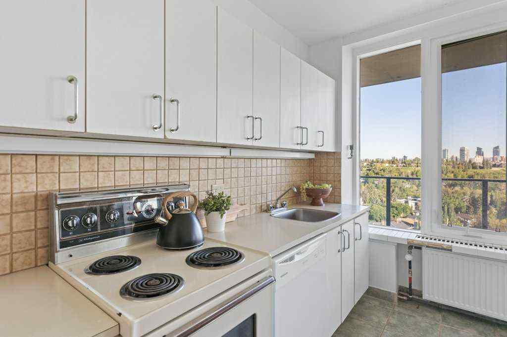 MLS® A2268255 - Unit #708 3204 Rideau Place SW in Rideau Park Calgary, Residential