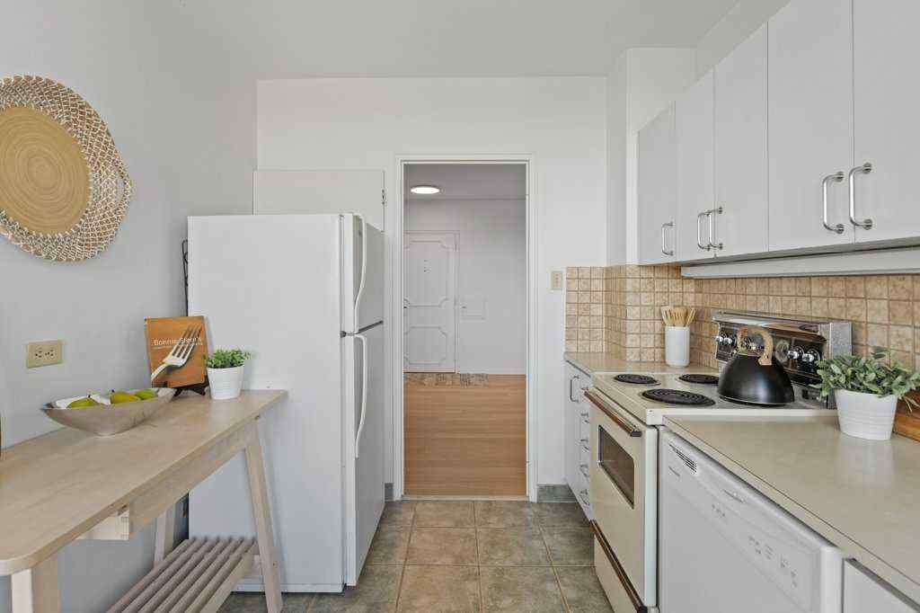 MLS® A2268255 - Unit #708 3204 Rideau Place SW in Rideau Park Calgary, Residential