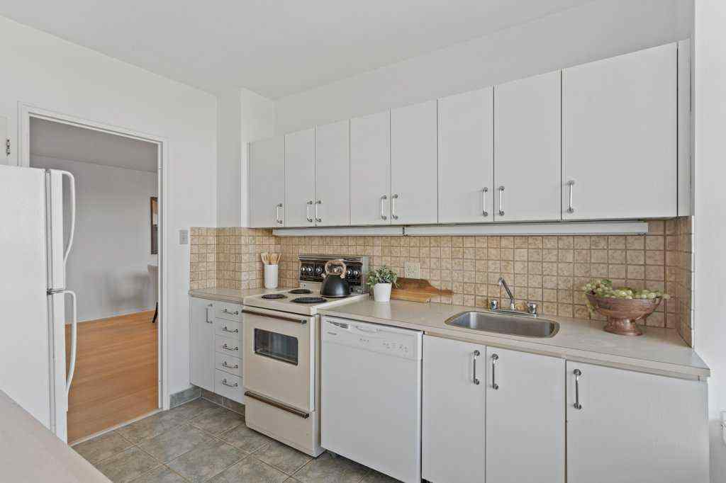 MLS® A2268255 - Unit #708 3204 Rideau Place SW in Rideau Park Calgary, Residential