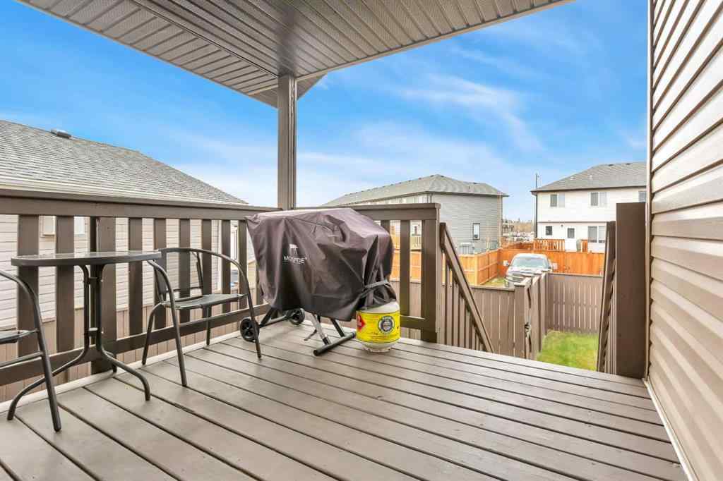 MLS&reg; # A2268257 - 23 Hampton Crescent  in Hampton Pointe Sylvan Lake, Residential Open Houses