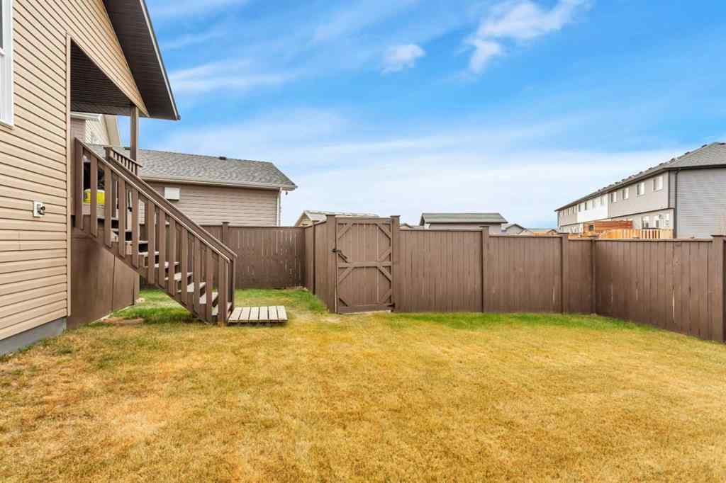 MLS&reg; # A2268257 - 23 Hampton Crescent  in Hampton Pointe Sylvan Lake, Residential Open Houses