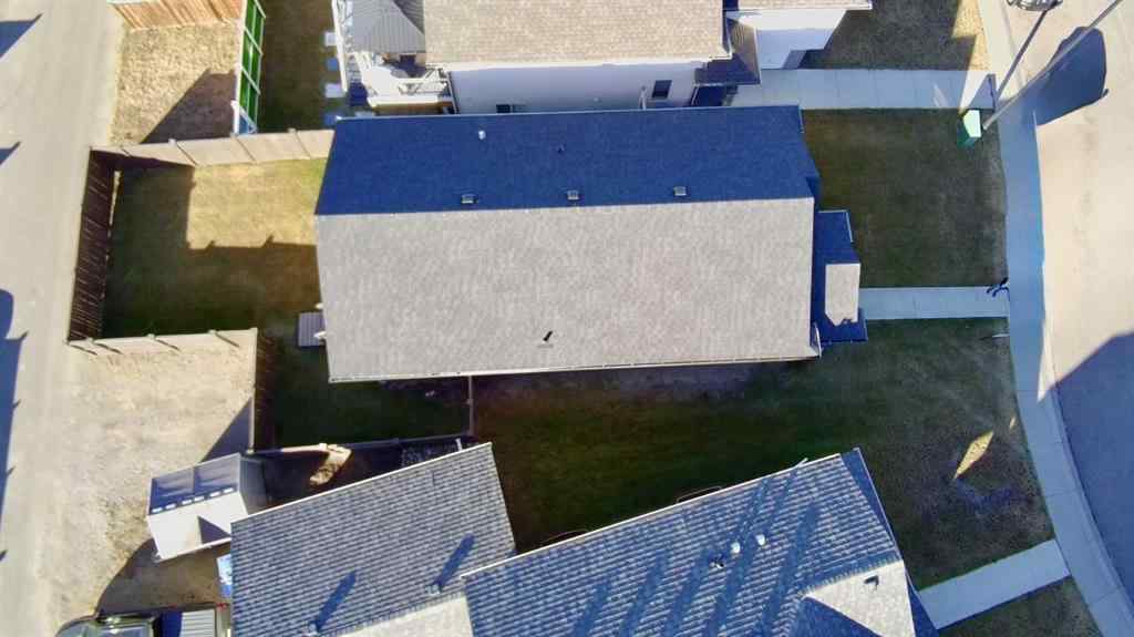 MLS&reg; # A2268257 - 23 Hampton Crescent  in Hampton Pointe Sylvan Lake, Residential Open Houses