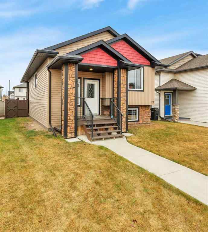 MLS&reg; # A2268257 - 23 Hampton Crescent  in Hampton Pointe Sylvan Lake, Residential Open Houses