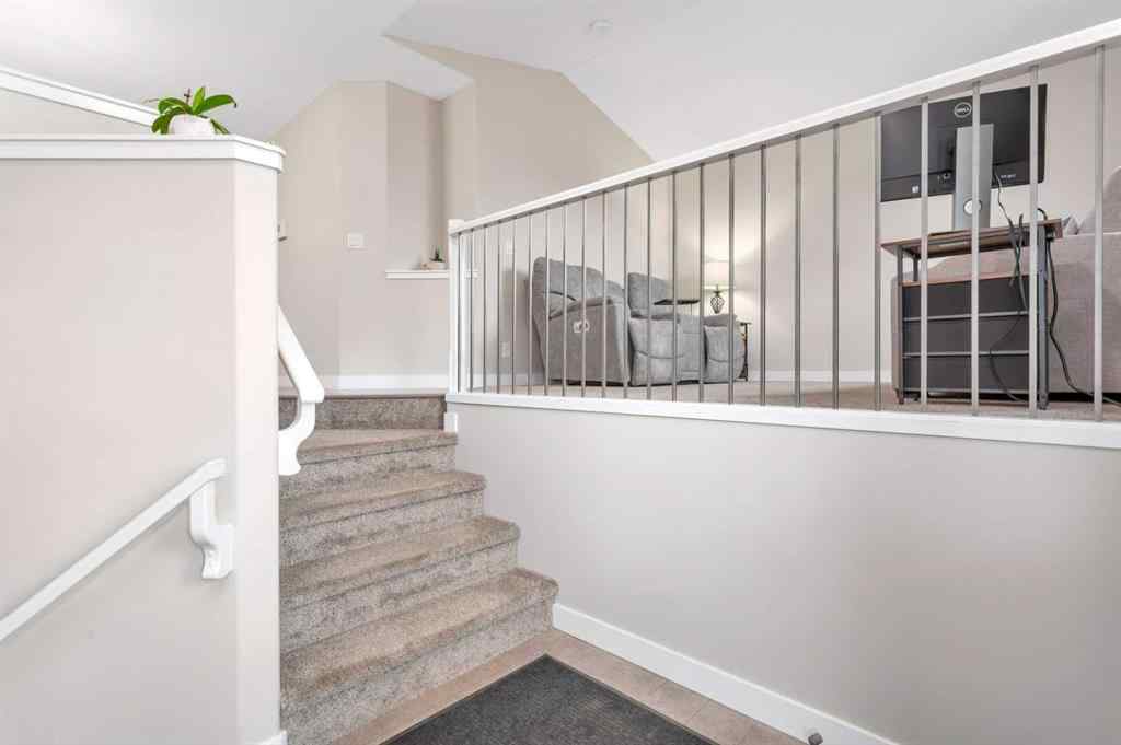 MLS&reg; # A2268257 - 23 Hampton Crescent  in Hampton Pointe Sylvan Lake, Residential Open Houses