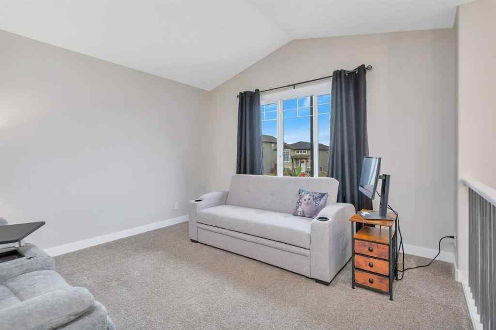 MLS&reg; # A2268257 - 23 Hampton Crescent  in Hampton Pointe Sylvan Lake, Residential Open Houses