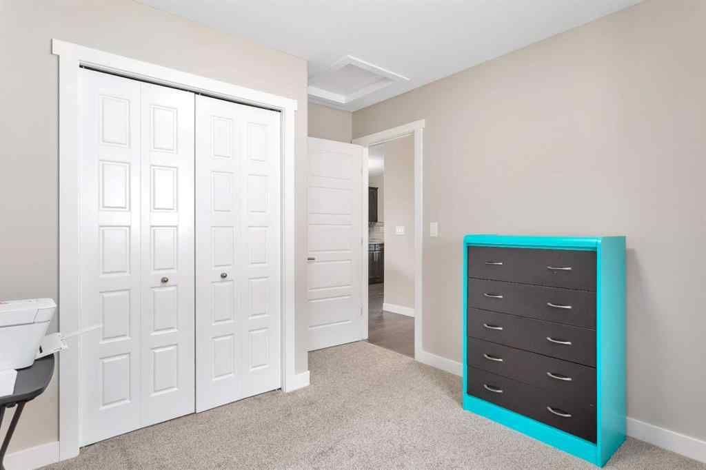 MLS&reg; # A2268257 - 23 Hampton Crescent  in Hampton Pointe Sylvan Lake, Residential Open Houses