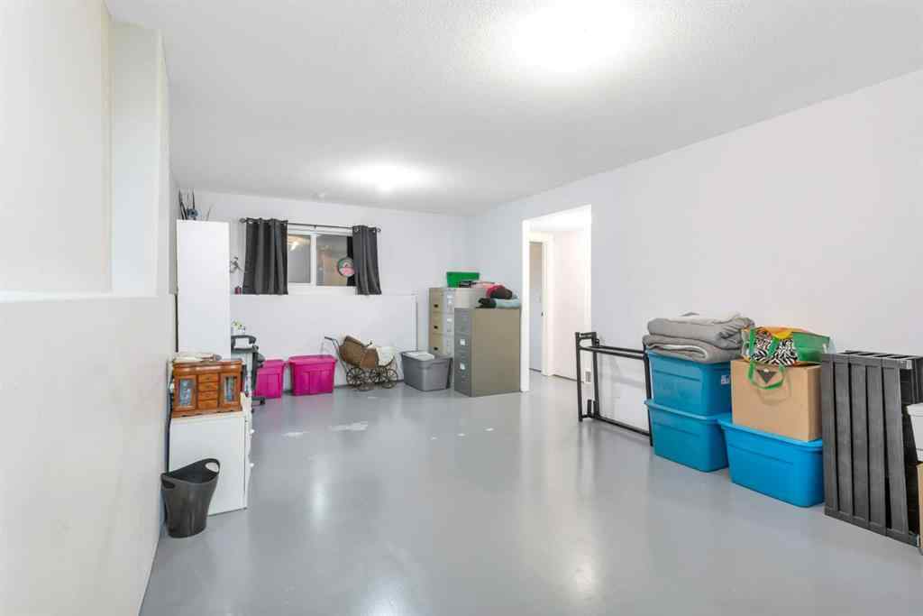 MLS&reg; # A2268257 - 23 Hampton Crescent  in Hampton Pointe Sylvan Lake, Residential Open Houses